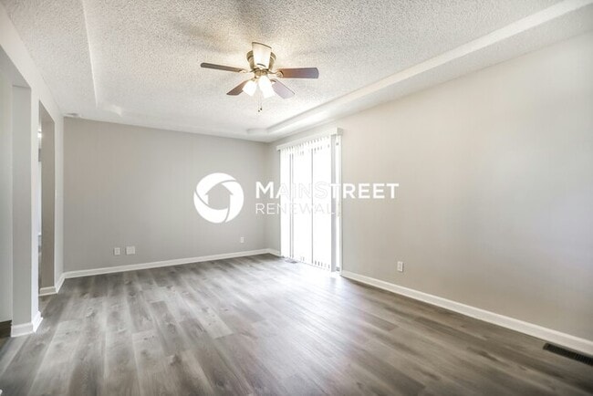 Photo - 3 Bedroom Pet-Friendly Home in KANSAS CITY, KS with Main Street Renewal