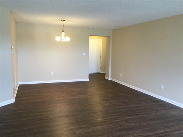 Photo - 4660 Amesbury Pl