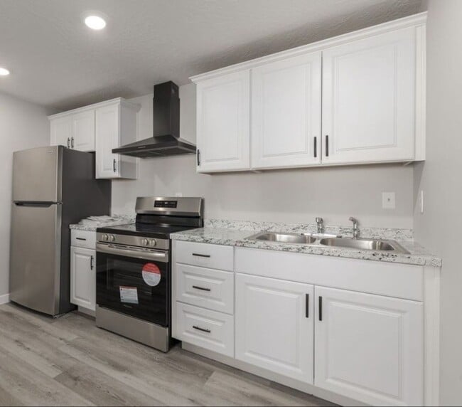 Photo - Springtree Gardens Condo