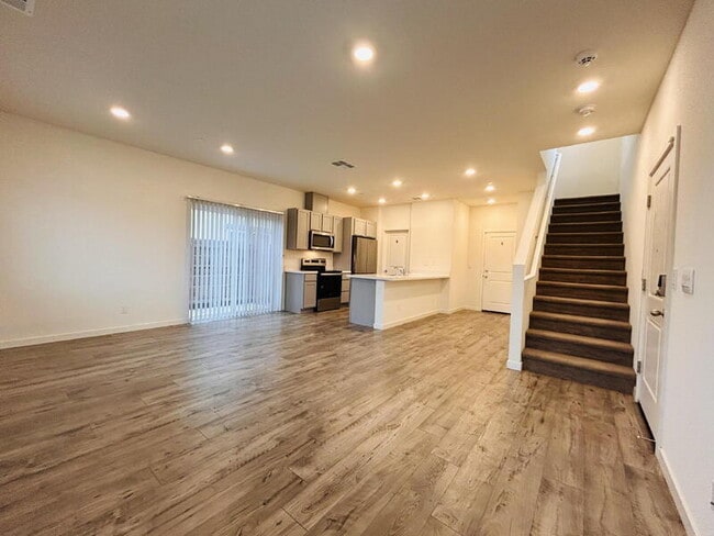 Photo - 5312 Molino Cir