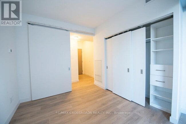 Photo - 215 Queen St W Unit 808