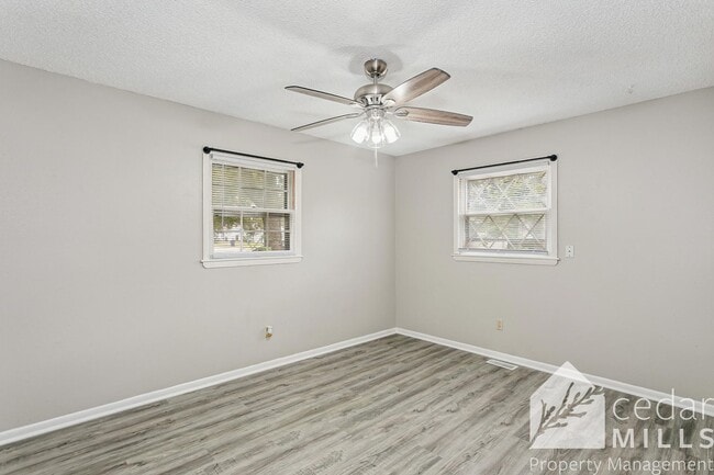 Photo - Southside 2 Bedroom Duplex