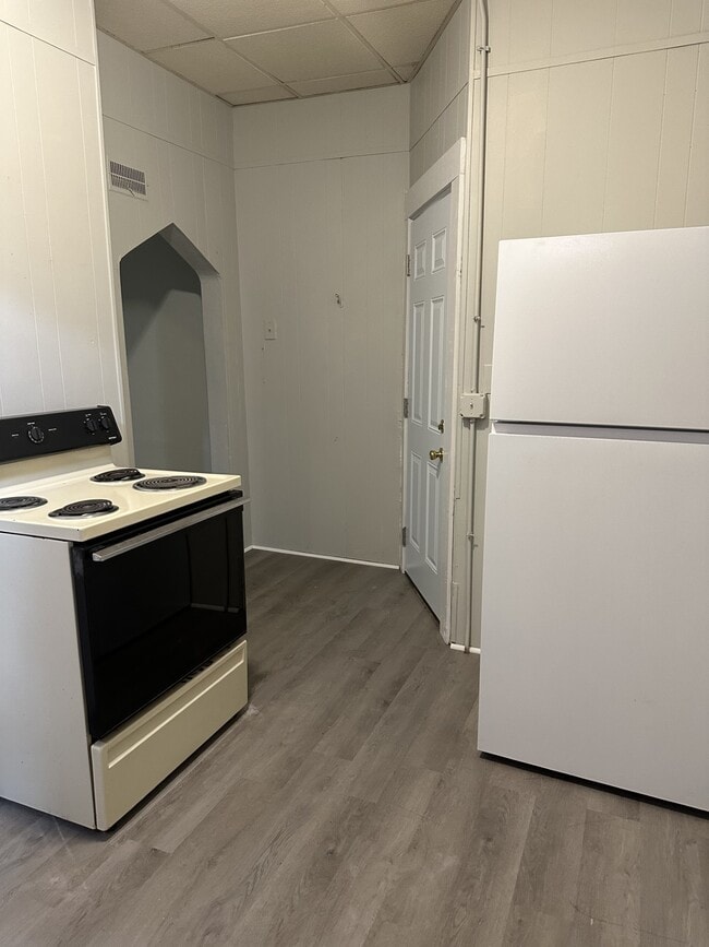 Photo - 1504 Jules St