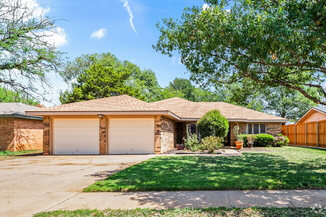 Building Photo - Vintage Home in Southwest Lubbock