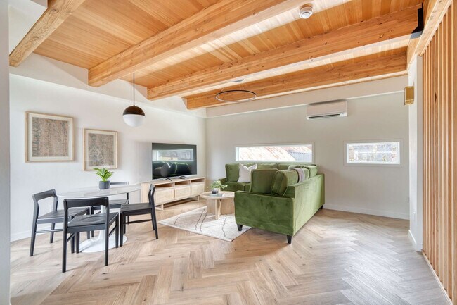 5018 NE 26th Ave Unit SI ID1309890P