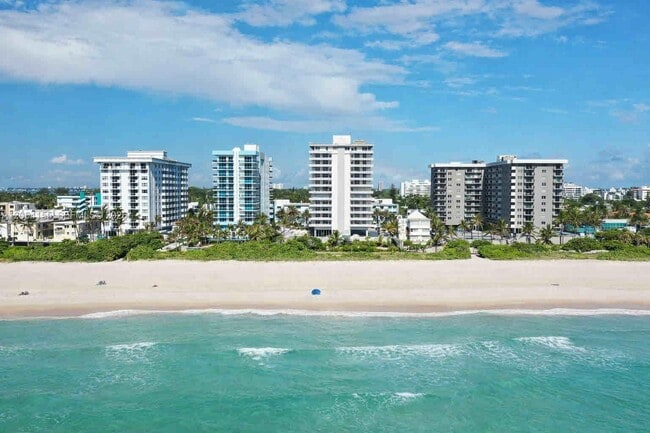Building Photo - 9225 Collins Ave Unit 1407