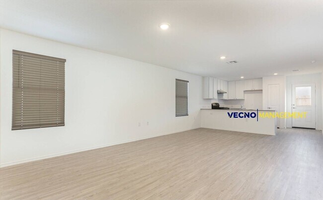 4539 Martin Wy