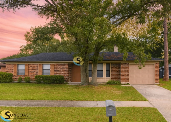 Building Photo - 2409 Justin Rd E