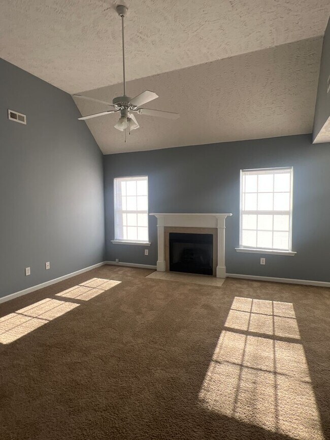 Photo - Great location! Close to Everything!