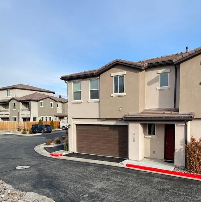 2150 Santona Cir