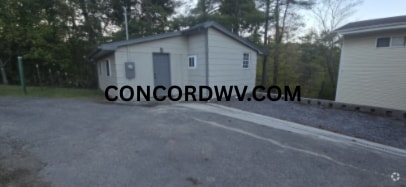 Building Photo - 209 Burch St Rental