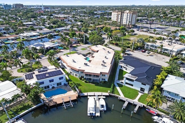 Photo - 2201 SE 9th St Unidad 203