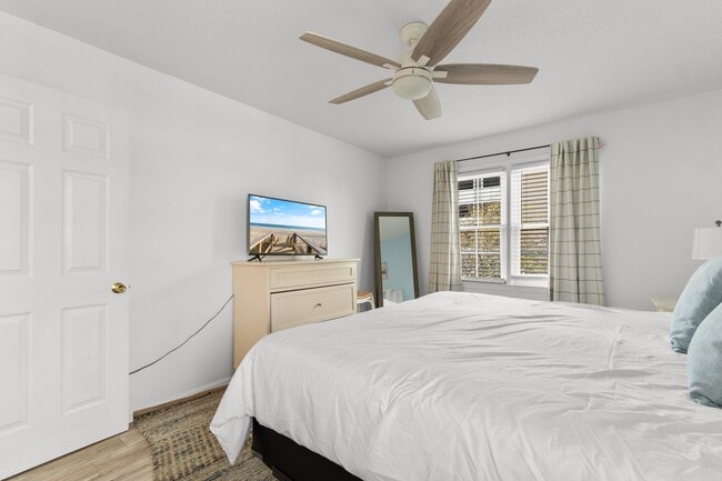Photo - 404 22nd Ave N Unit 201