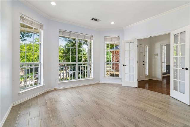 Photo - 101 Independence Pl