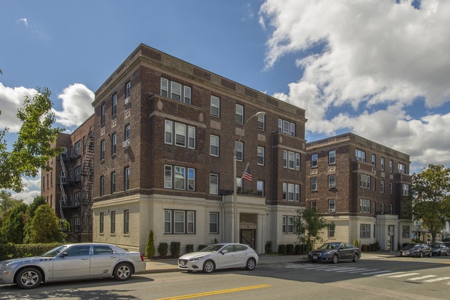 136 & 138 Highland Avenue