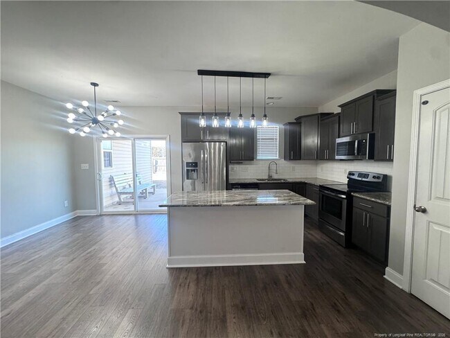 Photo - 1544 Vandenberg Dr