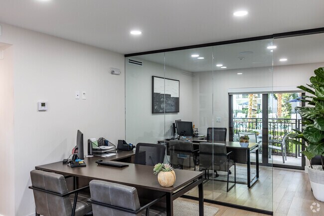 Oficina de arrendamiento
