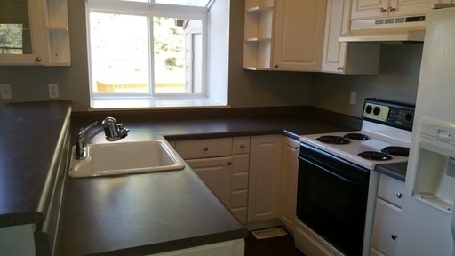 Photo - Charming 2 BR/2BA Townhome in Prime Rockrimmon Location!