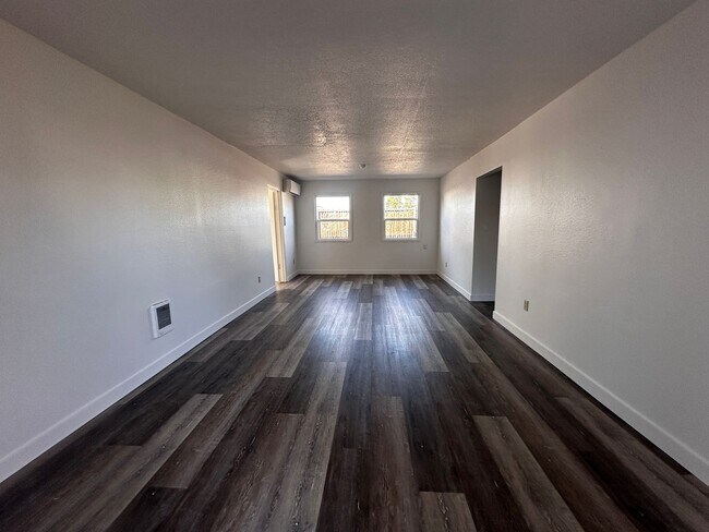 Photo - 141 Unit 677-1