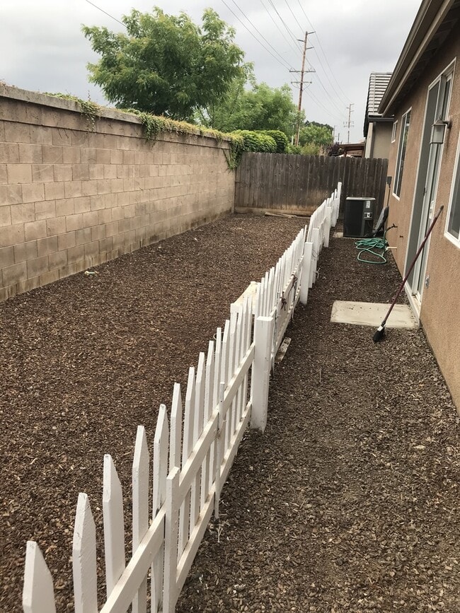 Photo - 3841 W Payson Ave