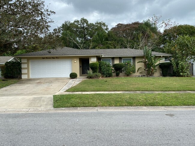 Photo - 853 Woodside Rd House
