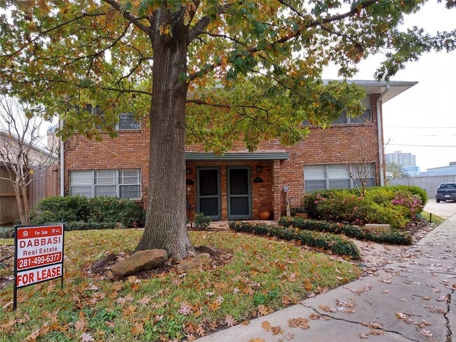 Building Photo - 2821 Eastgrove Ln