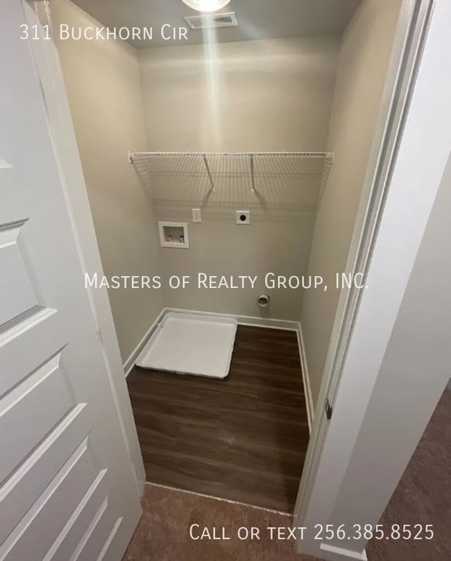 Photo - 311 Buckhorn Cir