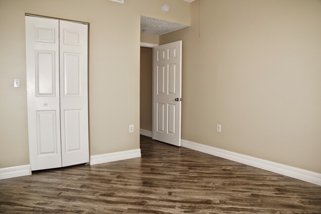 Photo - 5500 Bentgrass Dr Unit 303