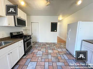 Building Photo - 5 bedroom in Boston MA 02120 Rental