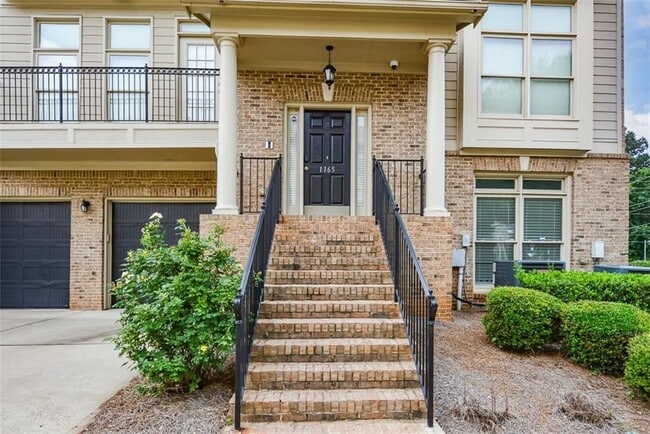 Photo - 1165 Laurel Pl
