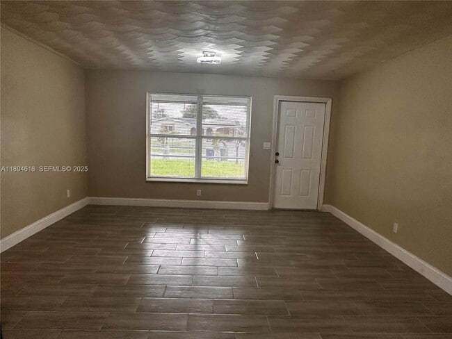 Photo - 3761 NW 9th St