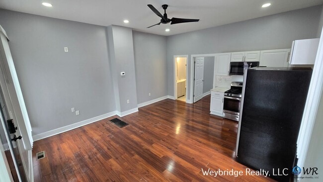 Photo - 2934 Sidney Ave Unidad 1