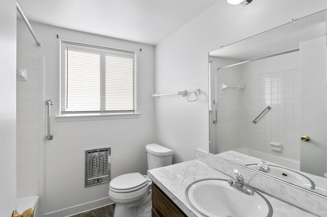 Photo - Pinckney Apartments