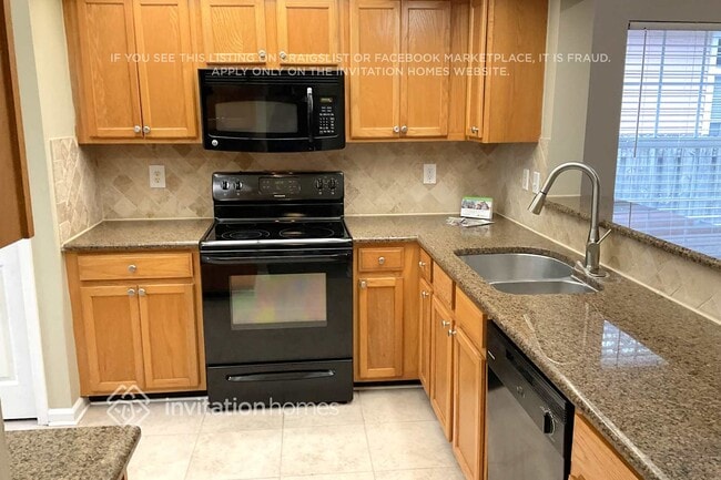 Photo - 9566 Southbrook Dr