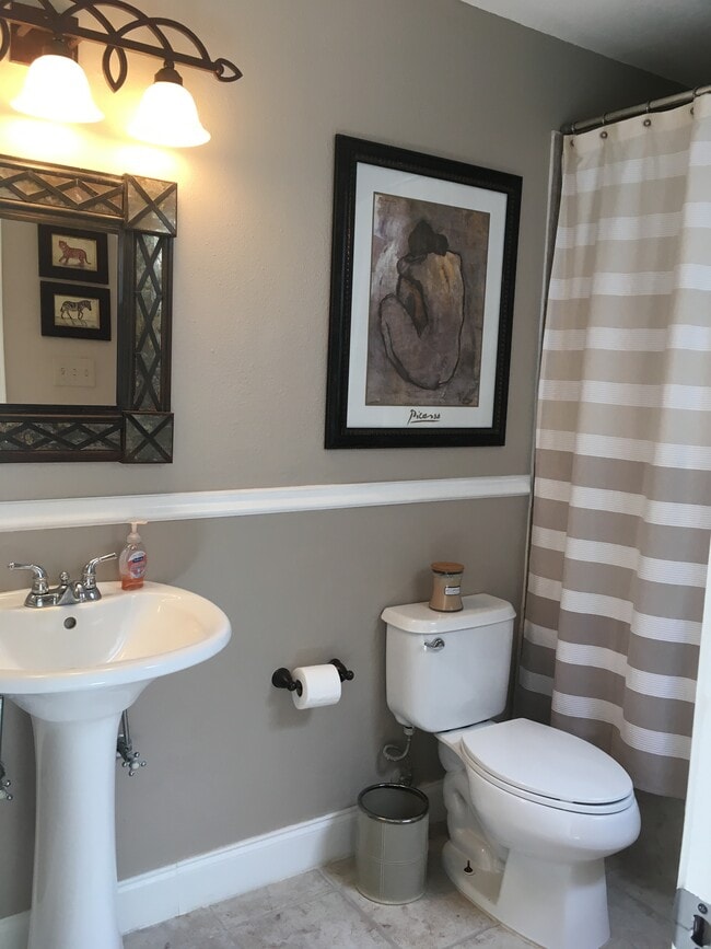 Building Photo - 1406 Brook Run Rental