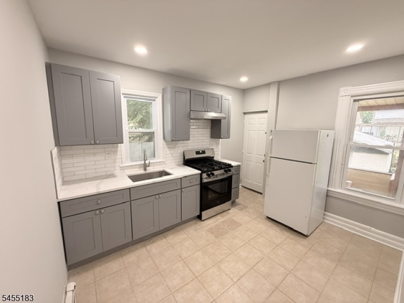 Photo - 109 Berry St