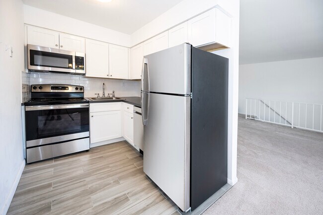 Kitchen - 3.5 Room, 1 Bed, 1 Bath