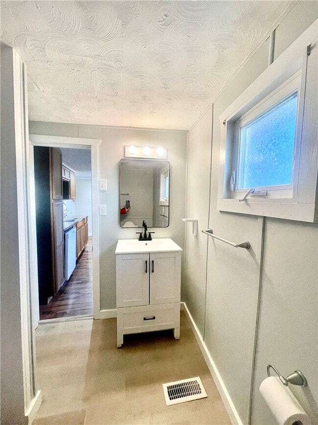 Photo - 116 Adams St