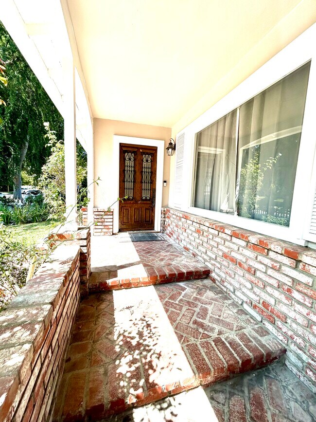 Photo - 14507 Greenleaf St Unit Two s