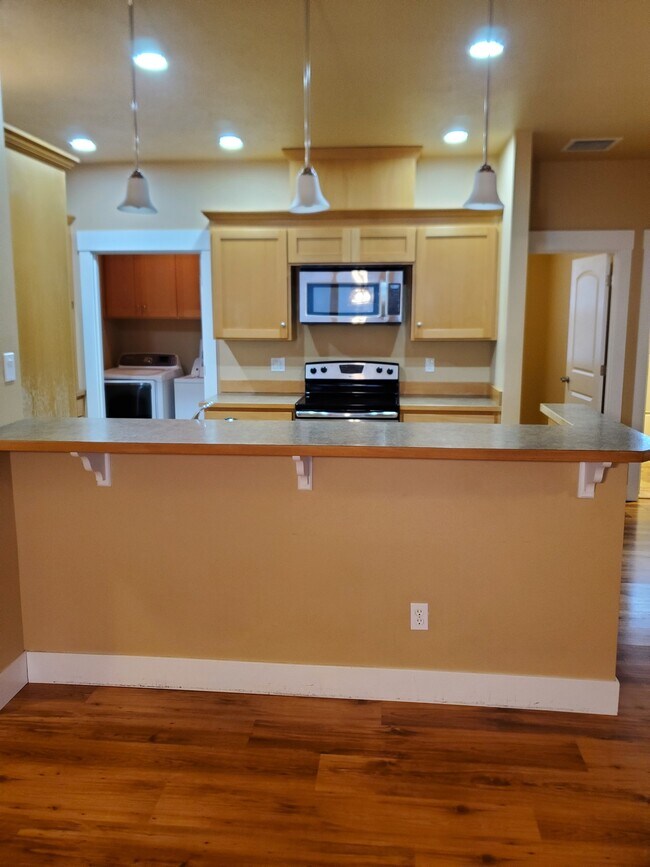 Photo - 920 Arcadia Dr