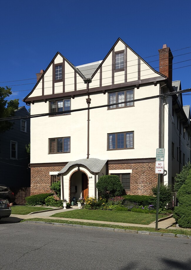 Building Photo - 64 Parkway Rd Unit 1B