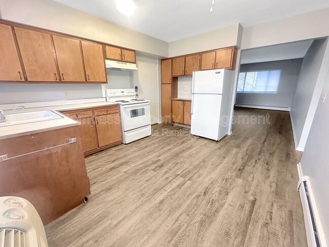 Photo - 2835 S Burdick St Unidad B