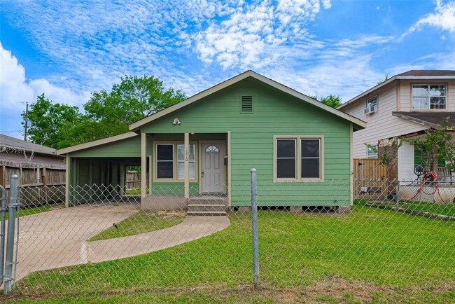 Photo - 1210 Avenue E Casa