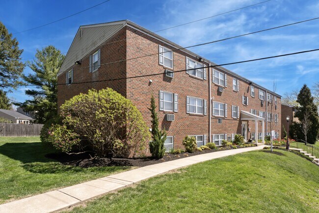 Rosedale Court Apartments