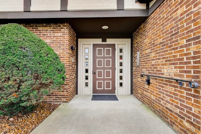 Photo - 639 Big Timber Dr