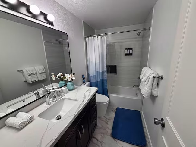 Photo - 9232 1st Dr SE