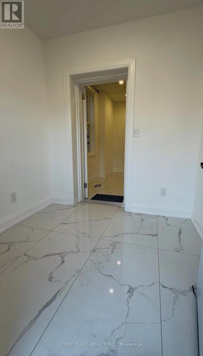 Photo - 144 Denison Ave