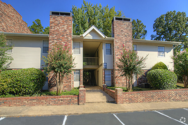 Building Photo - Chenal Place Rental