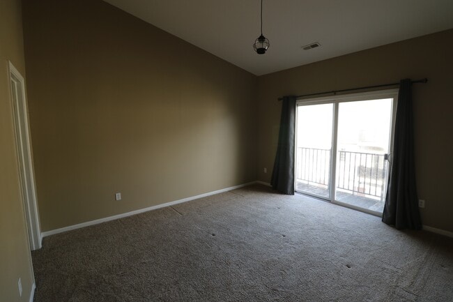 Photo - 43039 Strand Dr