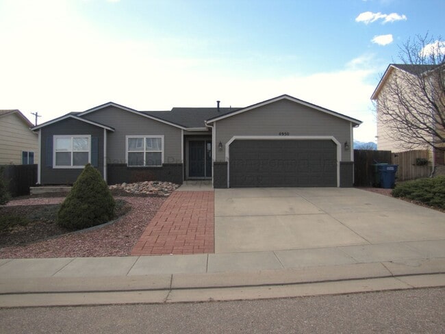 Beautifully Updated Home in Security-Widef... - Beautifully Updated Home in Security-Widef...